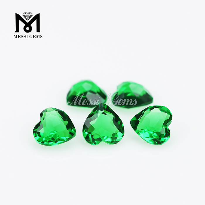 6 * 6 심장 모양 도매 에메랄드 녹색 유리 돌