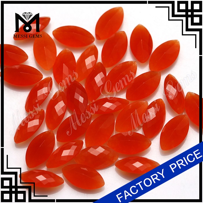 Chinesischer neuer Stil rotes Marquisejade-Edelstein Großhandel natürliche Jade