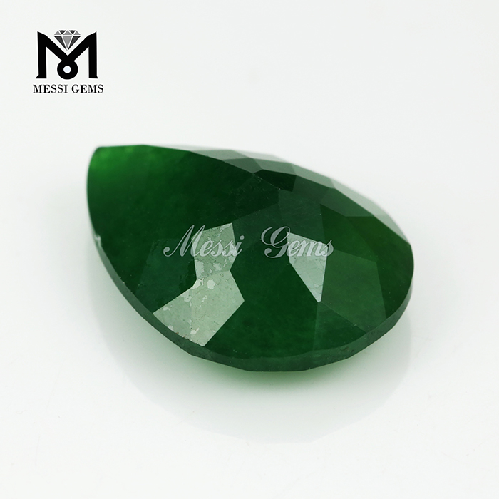 Pie de pera facetada suelta Piedras preciosas de jade verde natural