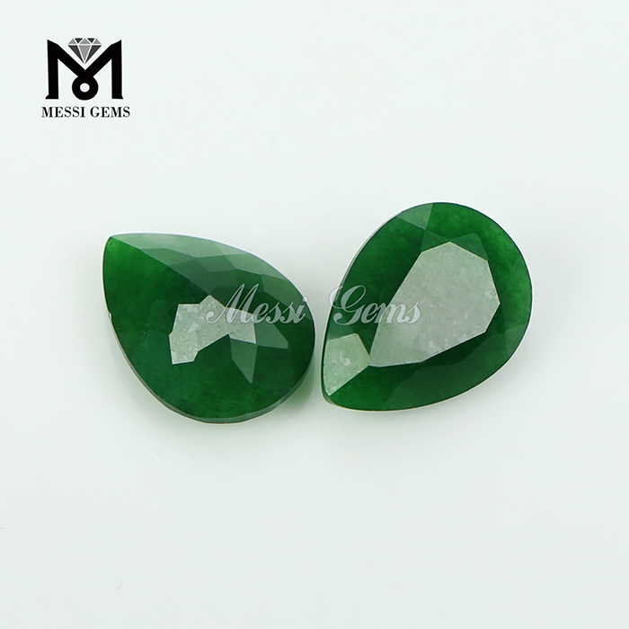 Pie de pera facetada suelta Piedras preciosas de jade verde natural
